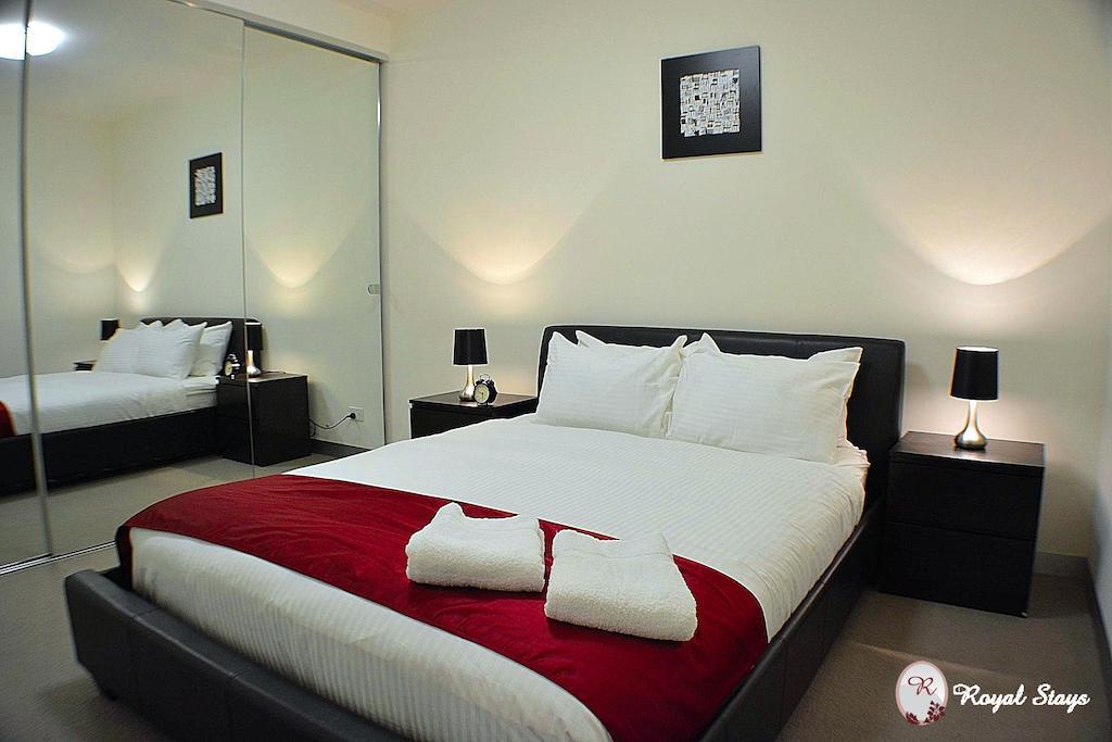 Royal Stays Apartments Melbourne- Southbank Room photo